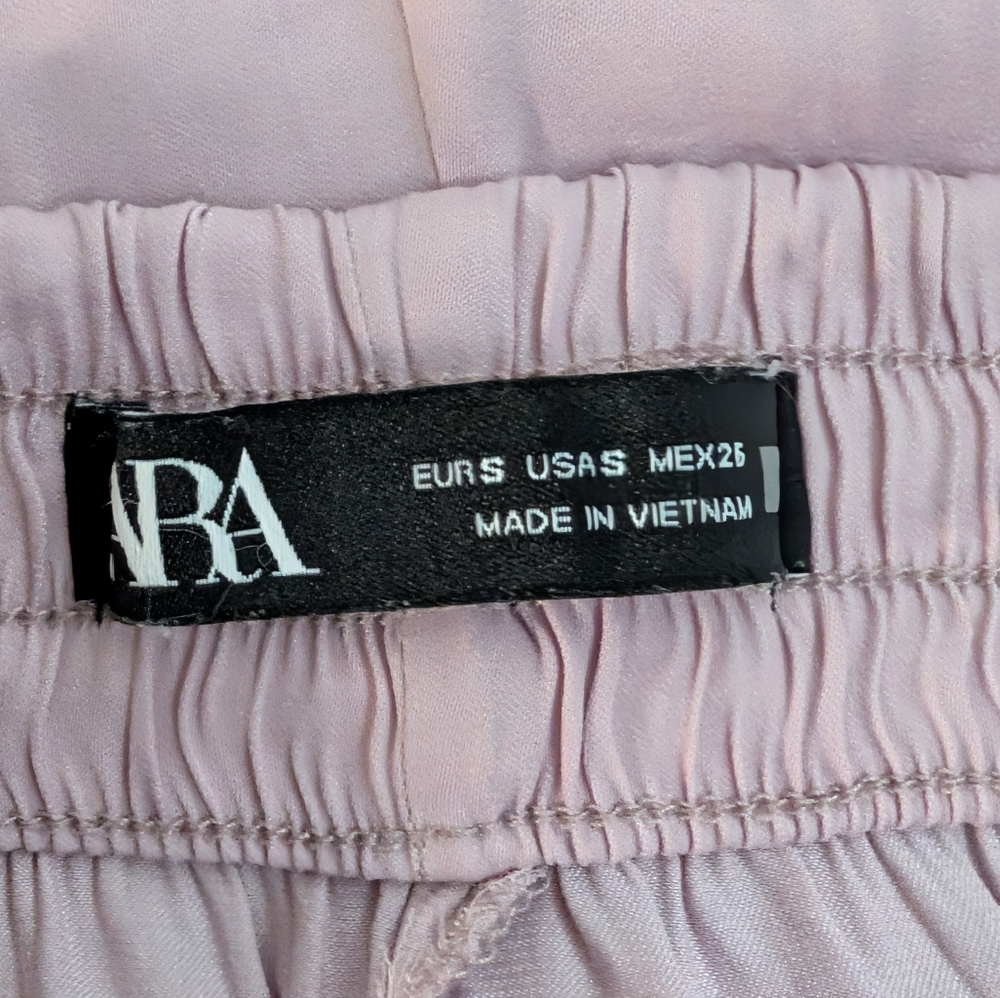 Silky Zara Lavender Palazzo Pant, Size Small - Picture 6 of 7